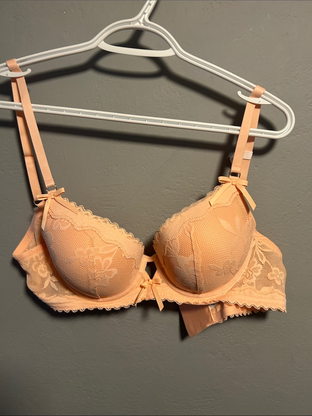 Peach Lace Push-Up Bra with Bow Detail - Unbranded